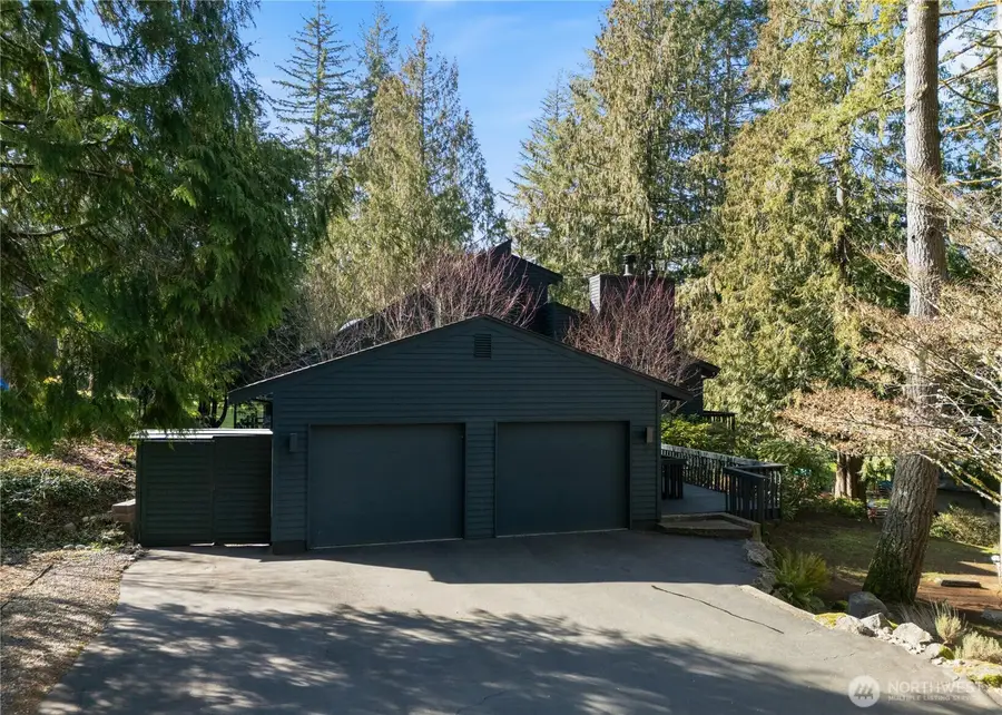 201 E Country Club Drive, Allyn, WA 98524 - #2