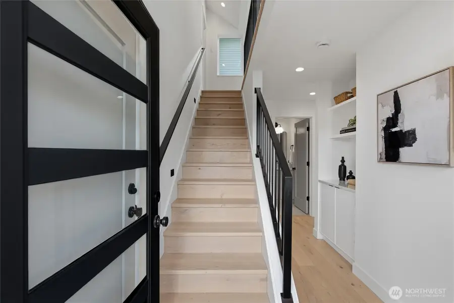 6505 19th Avenue Nw, Seattle, WA 98117 - #2