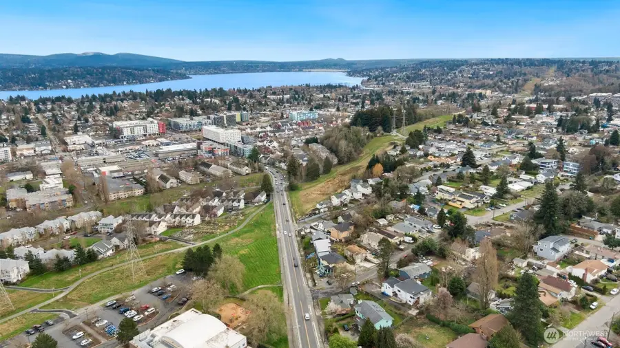 7226 33rd Avenue S, Seattle, WA 98118 - #3