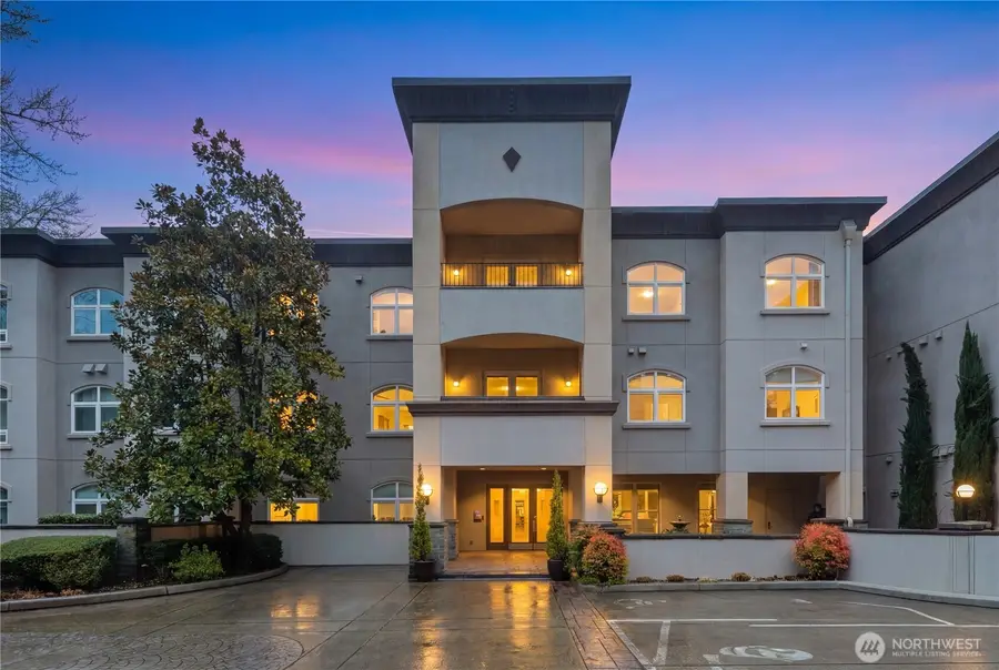 10398 NE 17th Street #305, Bellevue, WA 98004 - #3