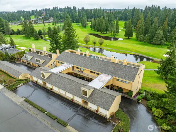 25126 142nd Avenue Se, Kent, WA 98042