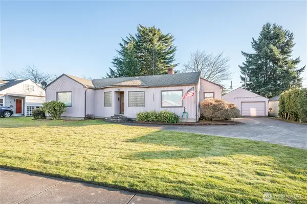 2665 Ocean Beach Highway, Longview, WA 98632