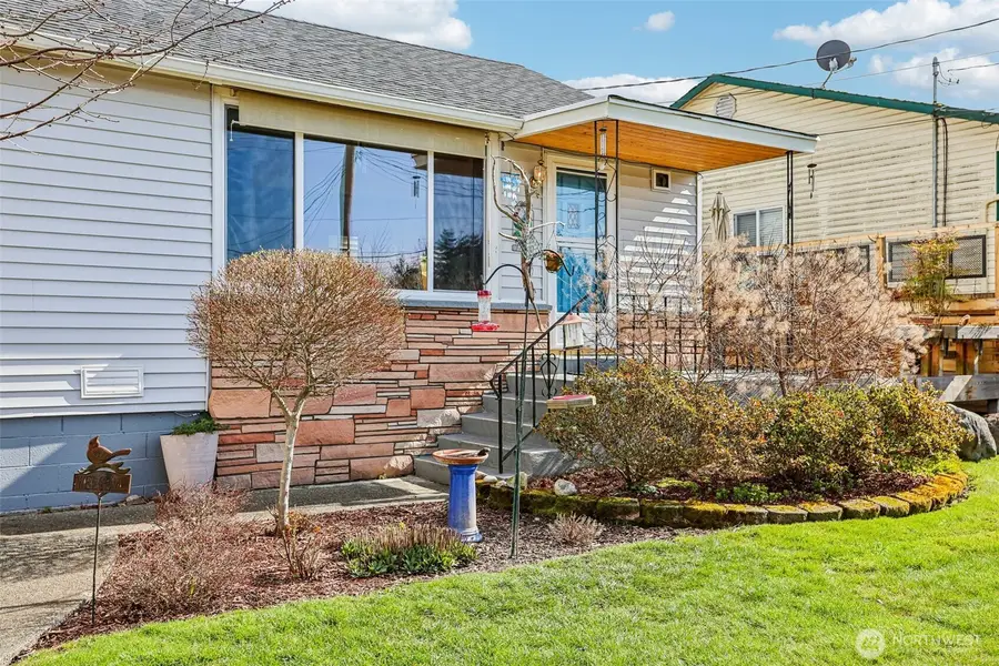 4913 W Sunnyside Boulevard, Marysville, WA 98270 - #3