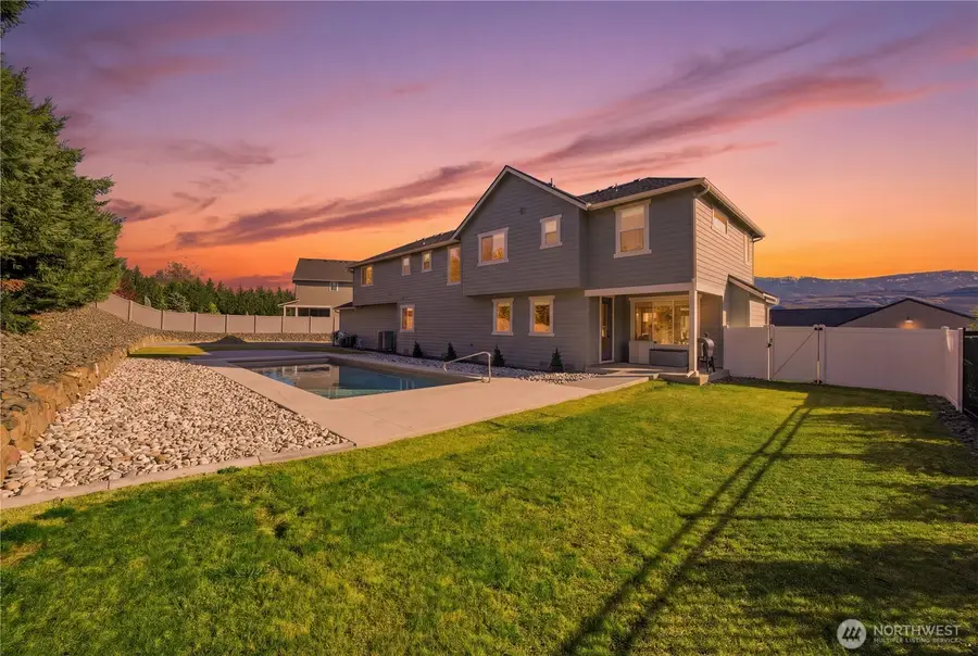 857 S Lamplight Lane, East Wenatchee, WA 98802 - #2