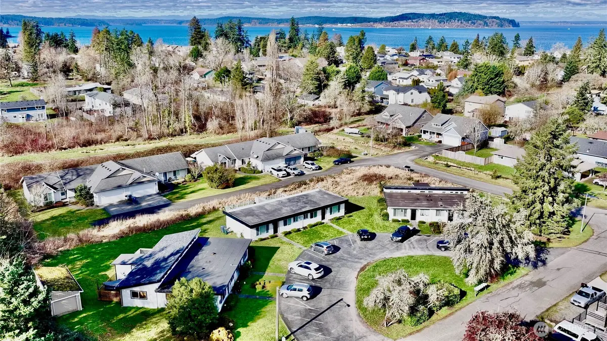 814 5th St, Steilacoom, WA 98388 - #1