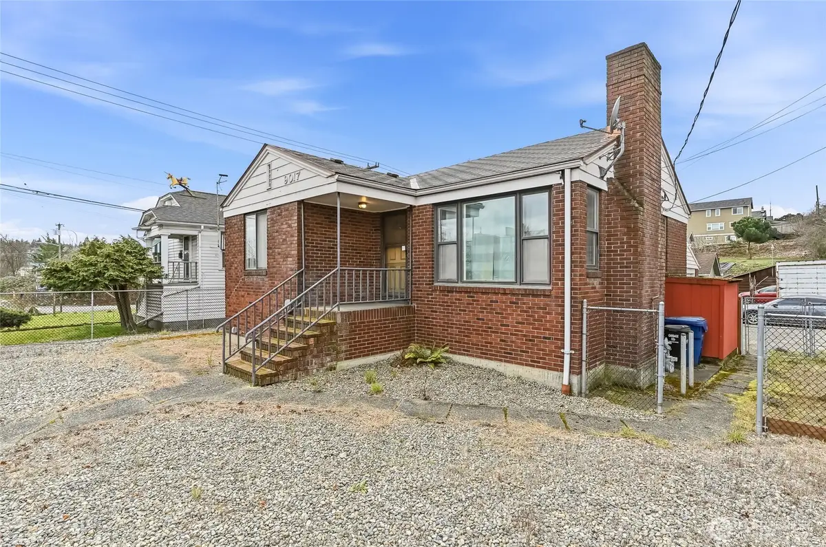 9017 14th Avenue S, Seattle, WA 98108 - #1