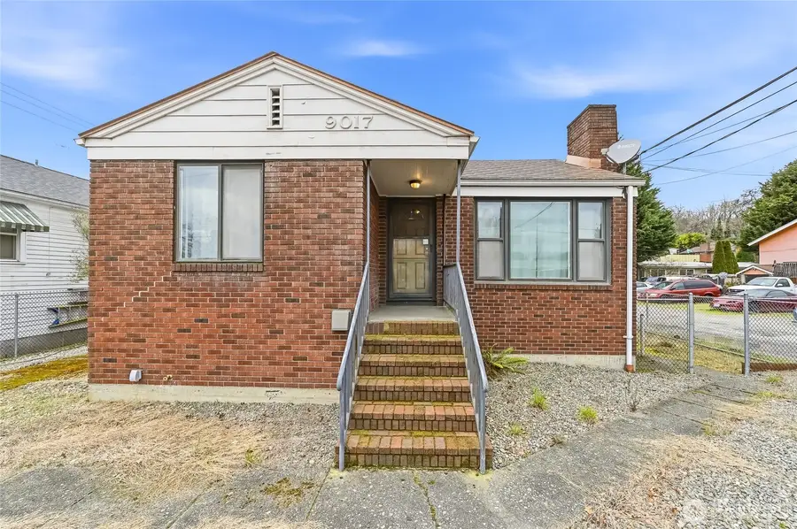 9017 14th Avenue S, Seattle, WA 98108 - #3