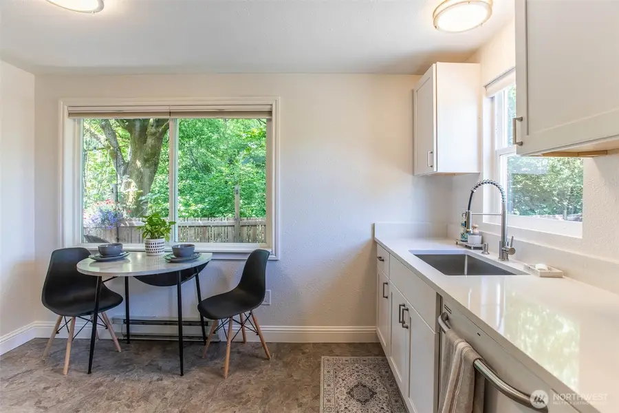 7169 18th Avenue Sw, Seattle, WA 98106 - #3