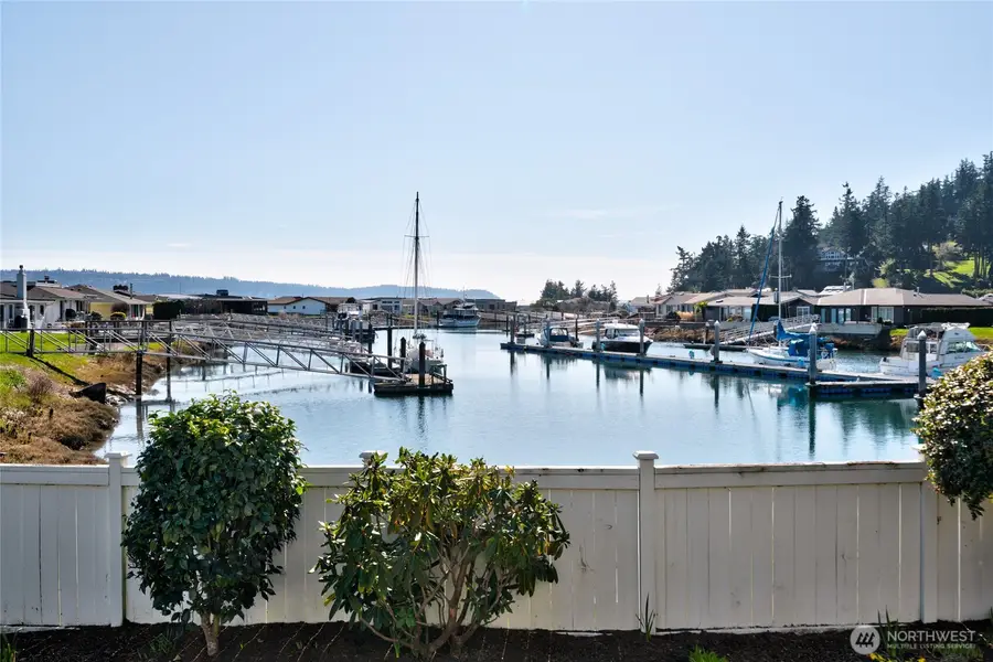 2251 Mariner Beach Drive, Oak Harbor, WA 98277 - #2