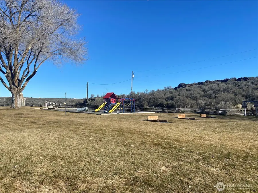 2406 Stubble Drive, Ephrata, WA 98823 - #3