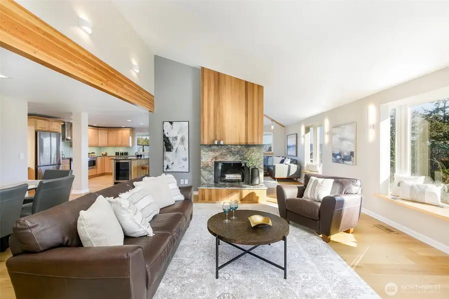 6001 60th Avenue Ne, Seattle, WA 98115 - #3