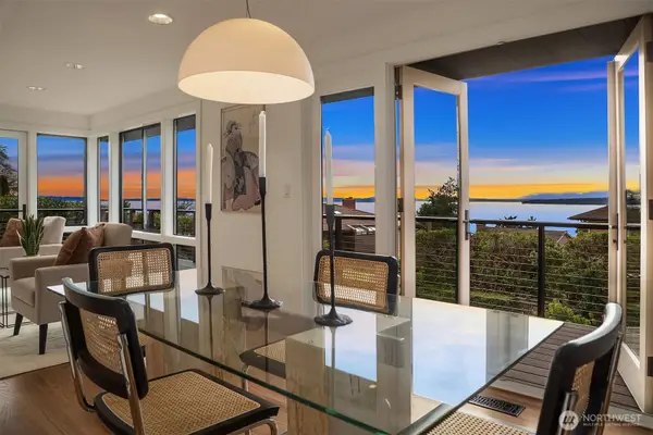 2426 NW 201st Place, Shoreline, WA 98177