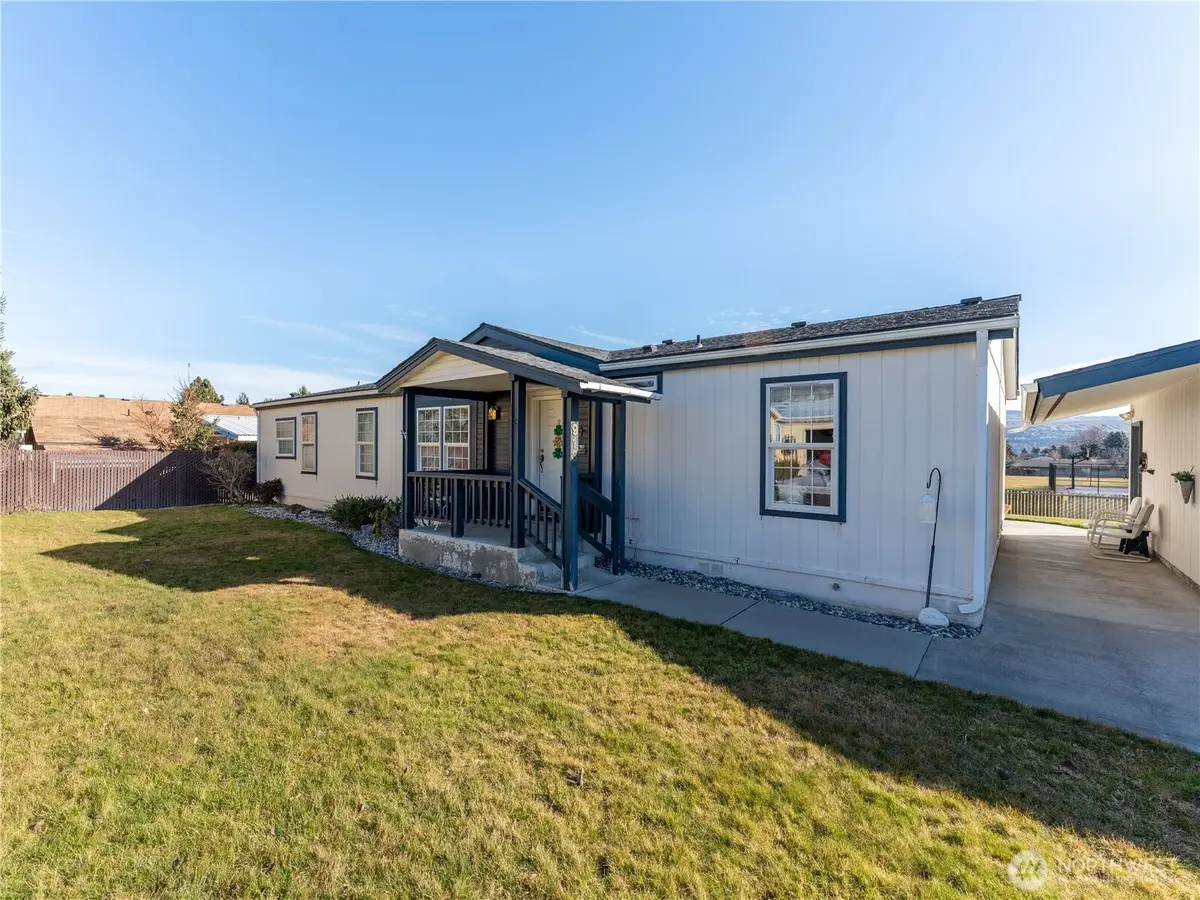 913 Meadow Ridge, Wenatchee, WA 98801 - #1