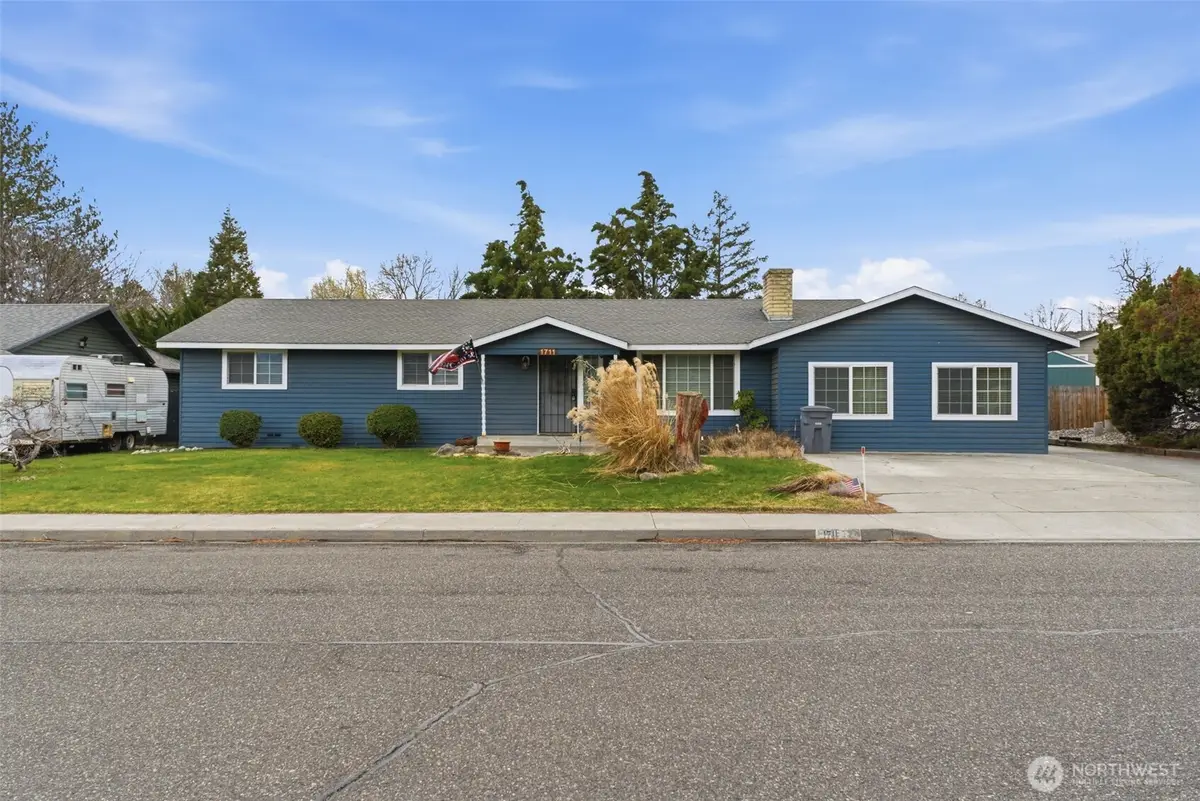 1711 W 15th Avenue, Kennewick, WA 99337 - #1