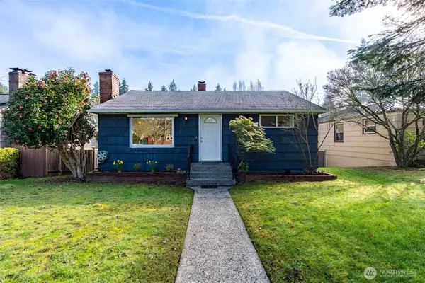 3828 48th Avenue Sw, Seattle, WA 98116