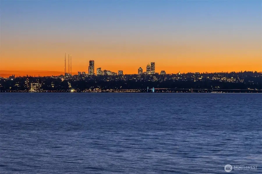 175 Lake Avenue W, Kirkland, WA 98033 - #2
