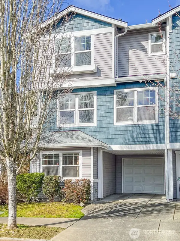 7005 Holly Park Drive S, Seattle, WA 98118