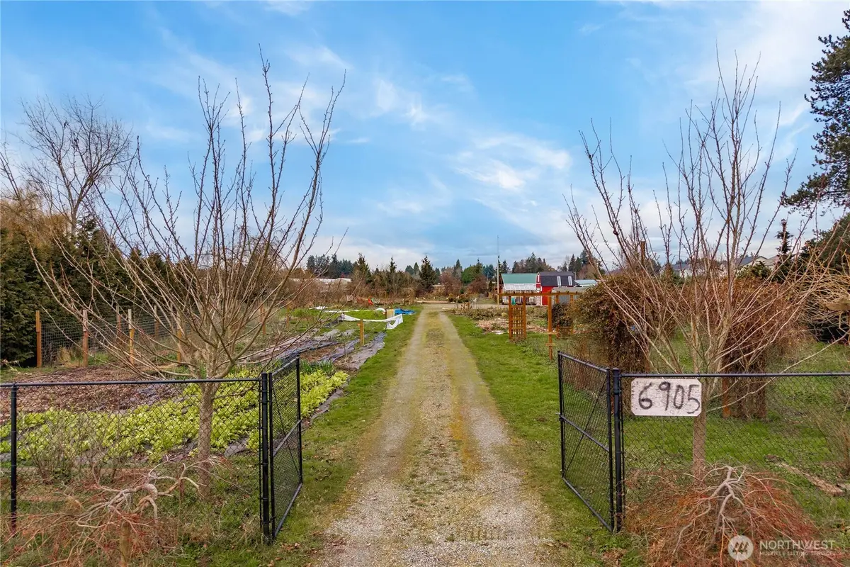 6905 60th St E, Puyallup, WA 98371 - #1