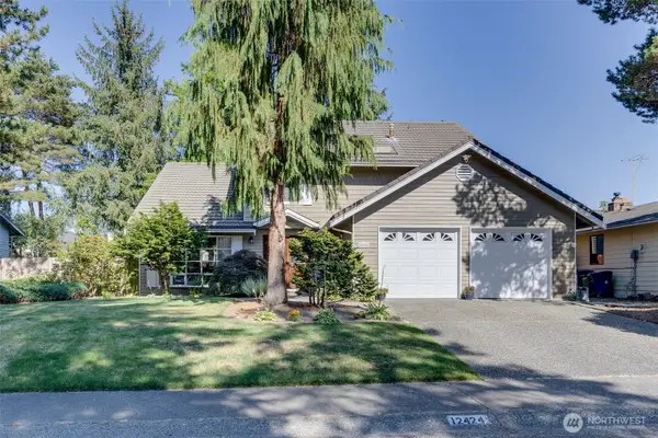 12424 106th Place Ne, Kirkland, WA 98034