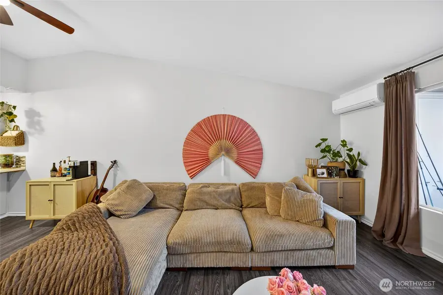 730 SE 8th Avenue #A202, Oak Harbor, WA 98277 - #3