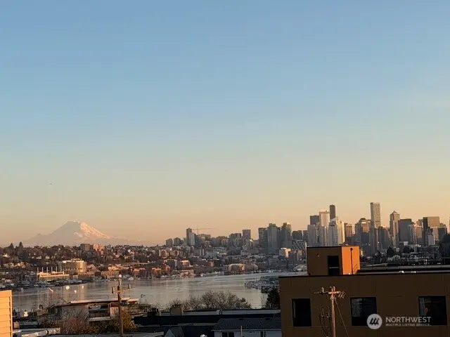 4020 Aurora Avenue N #403, Seattle, WA 98104 - #3