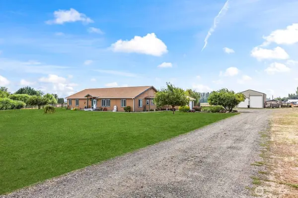 1880 Dilley Road, Tieton, WA 98947