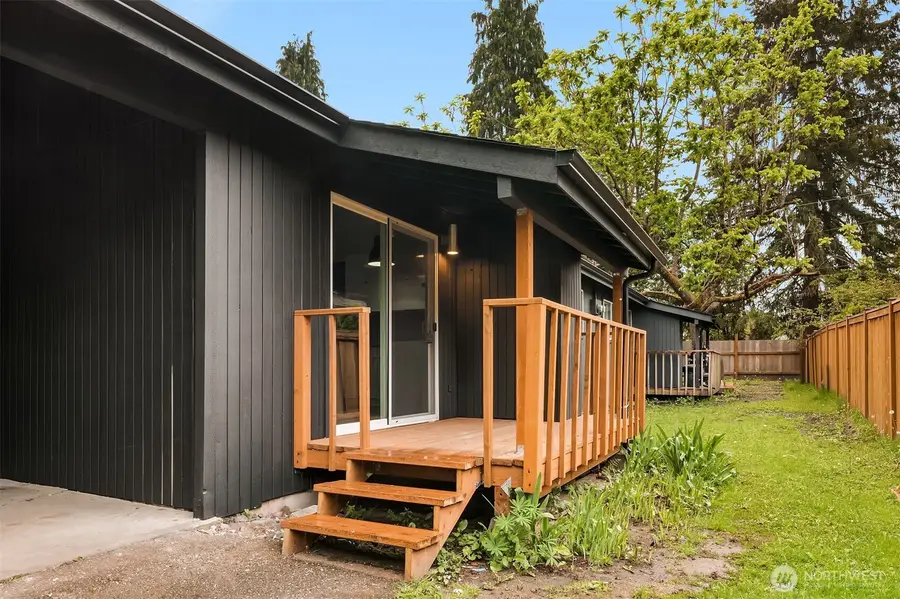 340 SE Clark Street, Issaquah, WA 98027 - #2