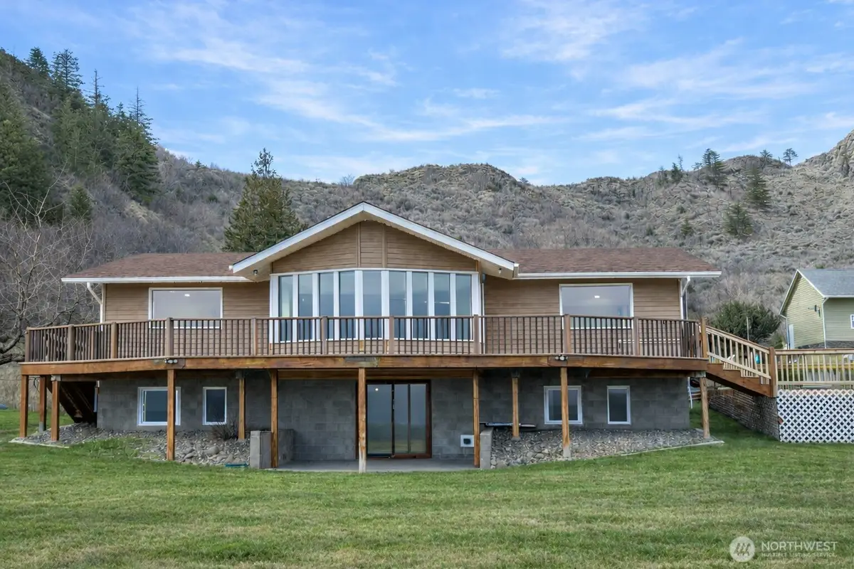 9 Rose Street, Oroville, WA 98844 - #1