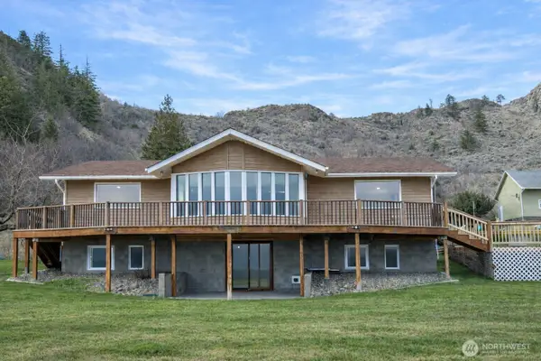 9 Rose Street, Oroville, WA 98844