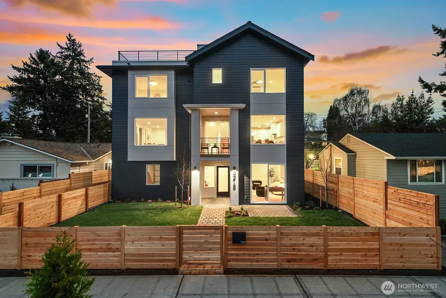 3218 47th Avenue Sw, Seattle, WA 98116 - #2