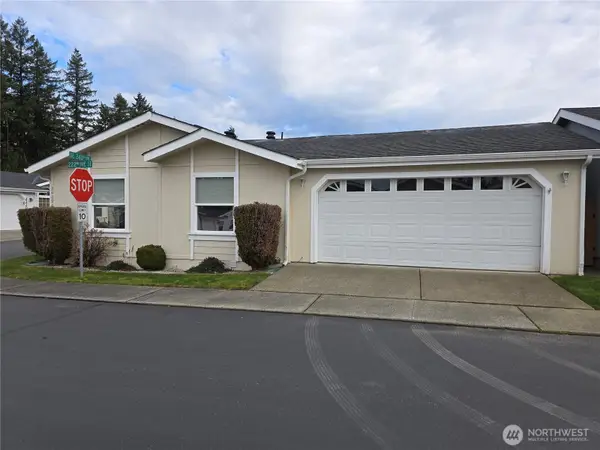 24006 222nd Avenue Se #16, Maple Valley, WA 98038
