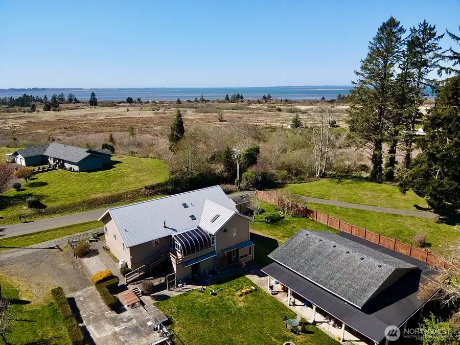 27 Ocosta Sixth Street, Aberdeen, WA 98520 - #2