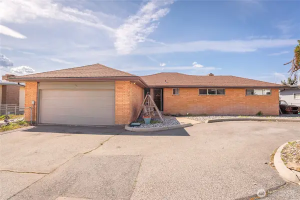 1210 N Ashland Avenue, East Wenatchee, WA 98802