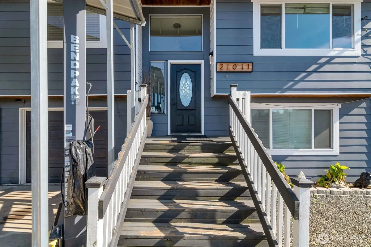 21011 54th Avenue W, Lynnwood, WA 98036 - #1