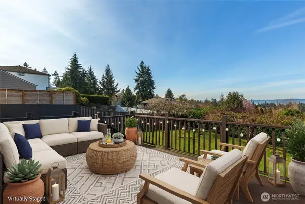 25011 20th Avenue S, Des Moines, WA 98198