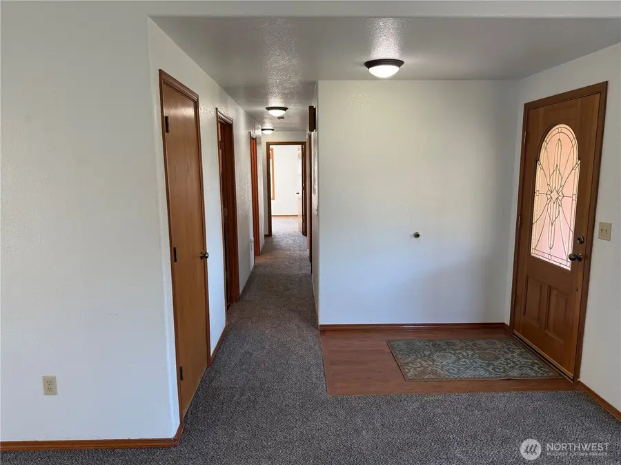 112 Jackson View Drive, Chehalis, WA 98532 - #3