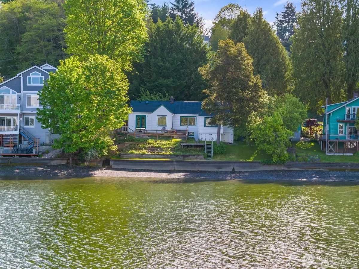 1333 East Bay Drive Ne, Olympia, WA 98506 - #1