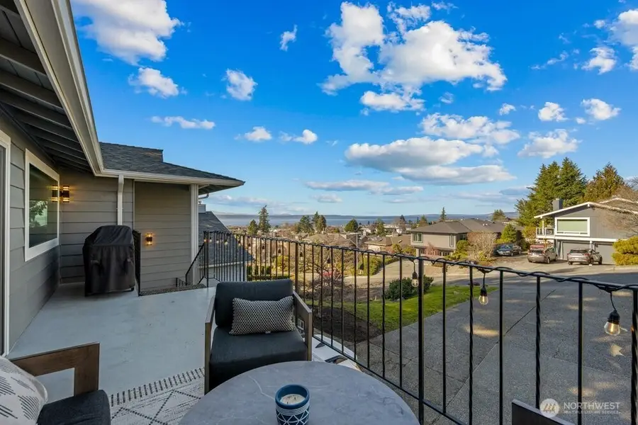 712 Alder Street, Edmonds, WA 98020 - #2