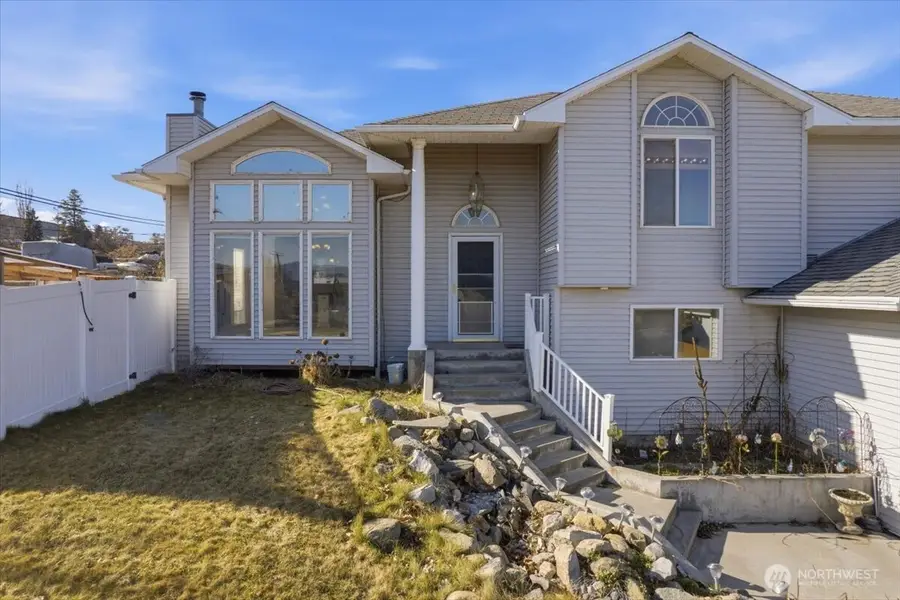 17 Washington Place, Electric City, WA 99123 - #3