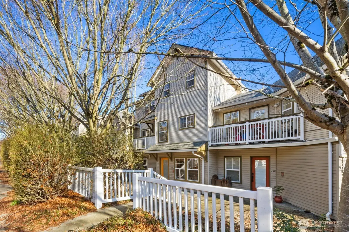 202 24th Avenue E #6, Seattle, WA 98112 - #1