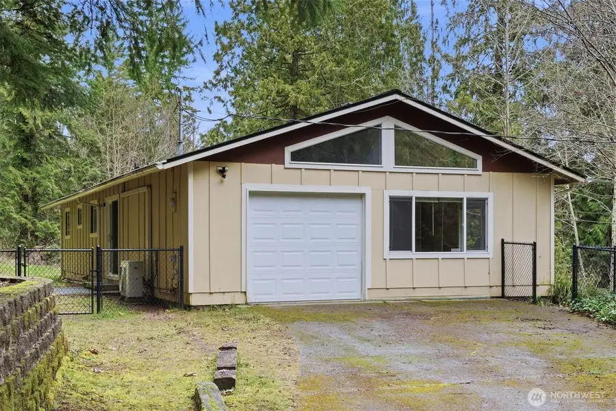 9010 Wyvern Drive Se, Port Orchard, WA 98367 - #2