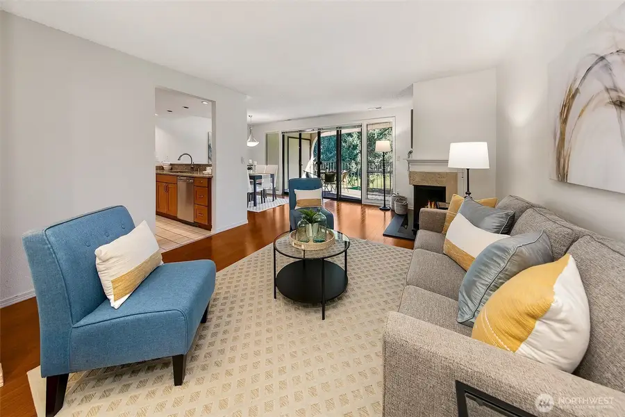 16929 Inglewood Road Ne #C305, Kenmore, WA 98028 - #3