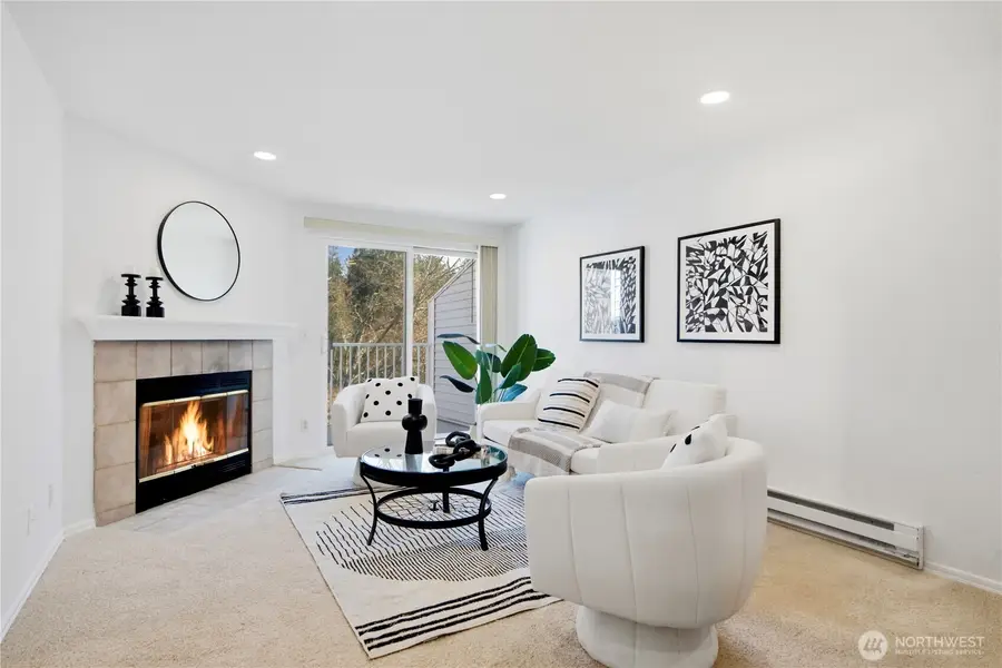 12740 NE 10th Place #E303, Bellevue, WA 98005 - #3