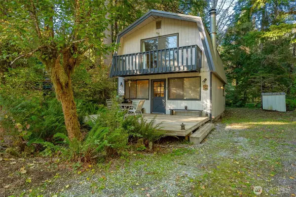 7018 Olympus Way, Glacier, WA 98244