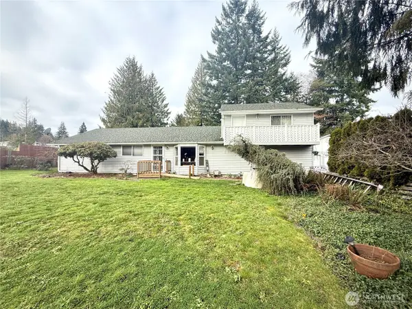 105 Timberline Drive, Castle Rock, WA 98611