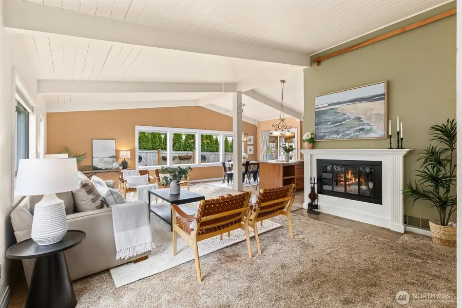 18820 48th Avenue W, Lynnwood, WA 98036 - #2