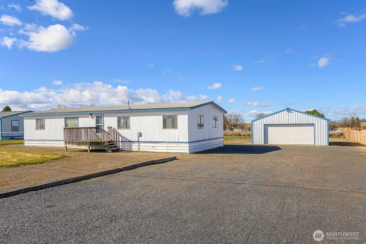 4934 Road M Ne, Moses Lake, WA 98837 - #1