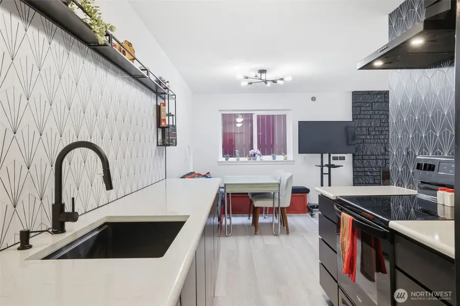 4525 S Henderson Street #102, Seattle, WA 98118 - #3