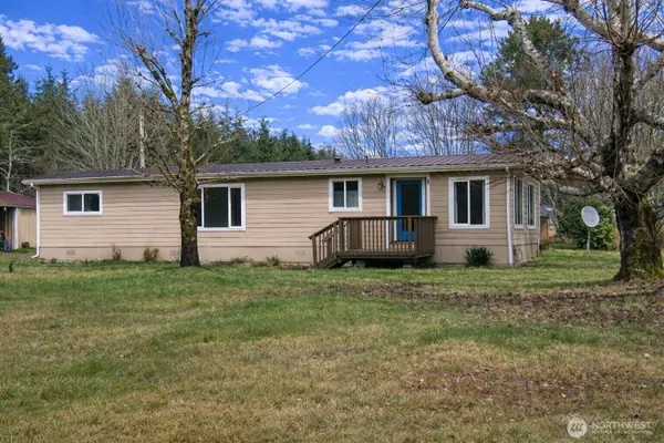 218 Bowes Road, Hoquiam, WA 98550