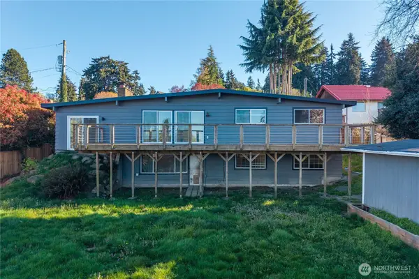 6502 21st Avenue Ne, Tacoma, WA 98422